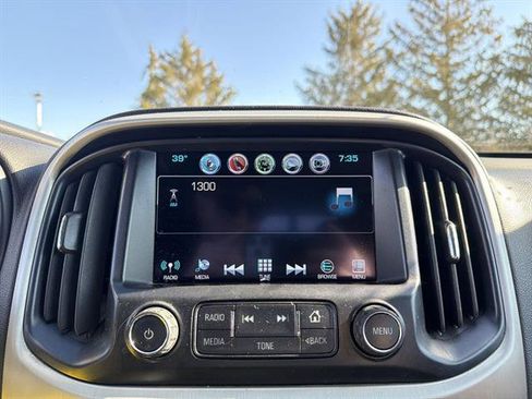 Used 2018 GMC Canyon SLT w/ Trailering Package image 35