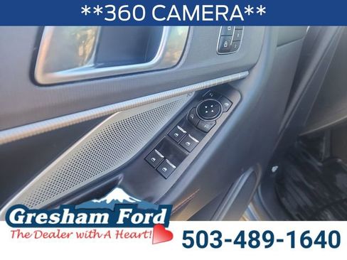 Used 2025 Ford Explorer ST image 13