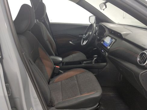 Used 2021 Nissan Kicks SR w/ Exterior Package FWD image 21