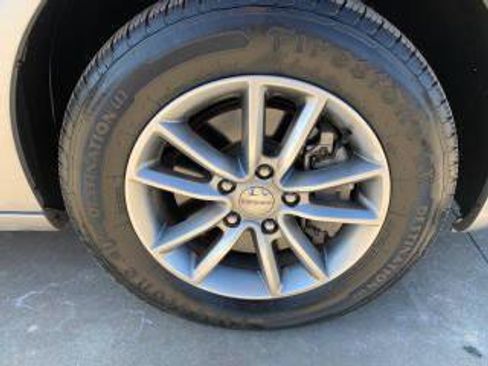 Used 2016 Dodge Grand Caravan SE image 11