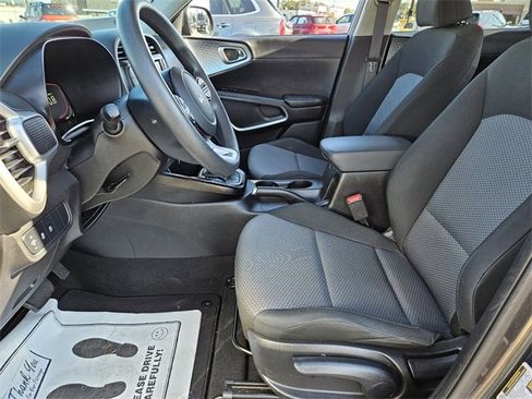 Used 2023 Kia Soul LX w/ Option Group 015 image 8