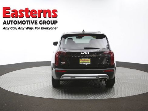 Used 2022 Kia Telluride S AWD/4WD image 38