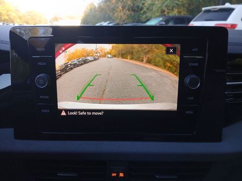 New 2026 Volkswagen Jetta SE image 19