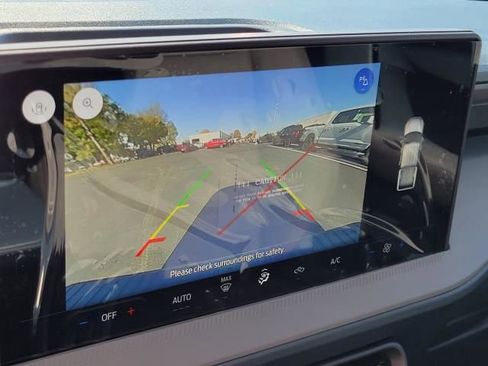 New 2025 Ford Maverick XL w/ Equipment Group 101A image 32