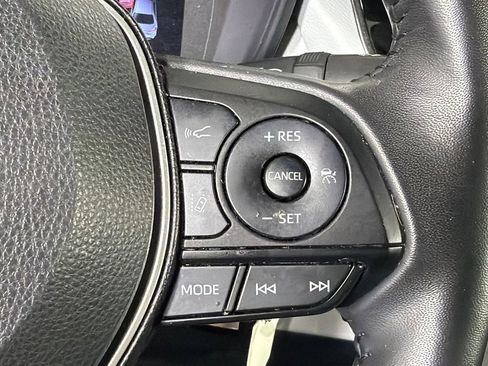 Used 2022 Toyota Corolla SE FWD image 25