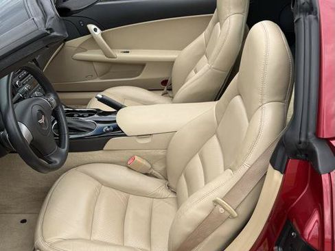 Used 2008 Chevrolet Corvette Coupe w/ Preferred Equipment Group RWD image 16