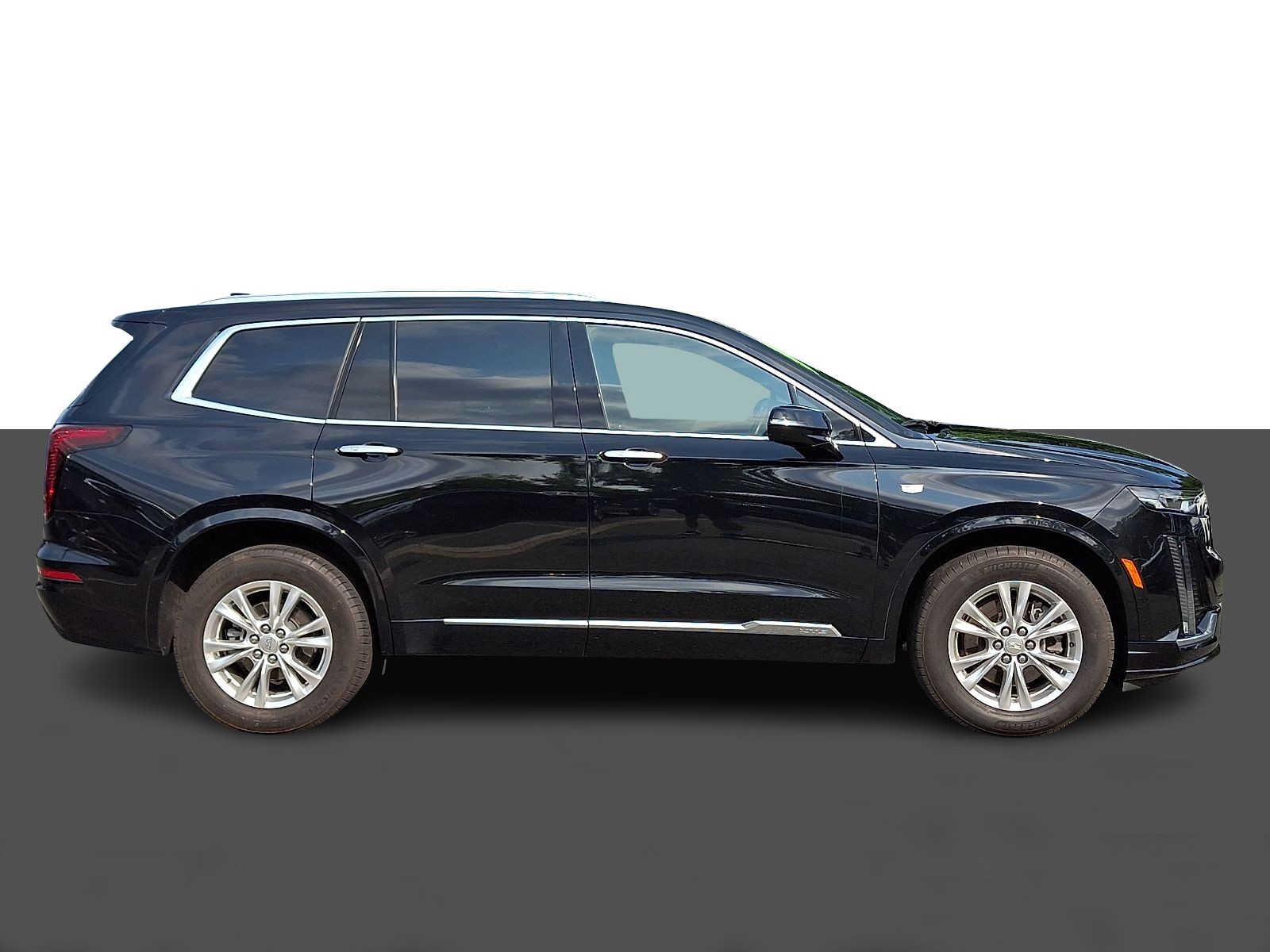 Certified 2024 Cadillac XT6 Luxury AWD/4WD image 2