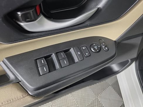Used 2021 Honda CR-V LX image 13