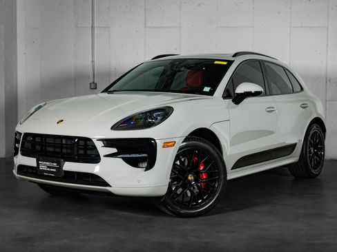 Certified 2020 Porsche Macan GTS AWD/4WD image 1
