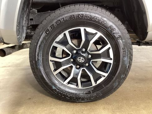 Used 2023 Toyota Tacoma TRD Sport w/ Advanced Technology Package AWD/4WD image 36