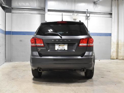 Used 2018 Dodge Journey SE w/ Popular Equipment Group image 21