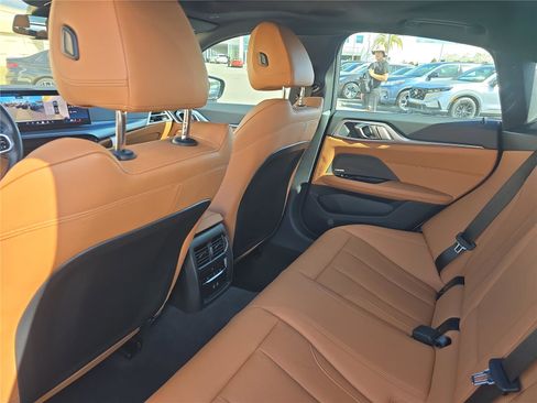 Used 2025 BMW M440i image 10