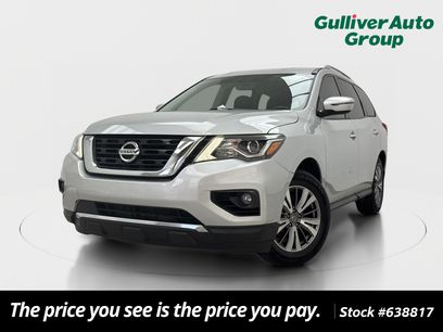 Used 2020 Nissan Pathfinder SV