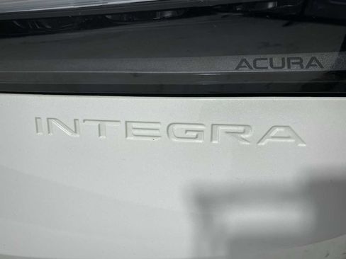 Used 2023 Acura Integra image 7
