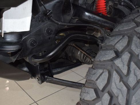 Used 2003 HUMMER H2 w/ Preferred Equipment Group image 14