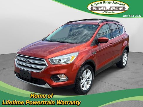 Used 2019 Ford Escape SE image 13