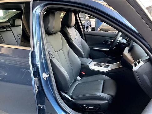 Used 2025 BMW 330i Sedan image 8