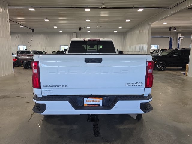 Used 2024 Chevrolet Silverado 3500 High Country w/ Technology Package AWD/4WD image 7
