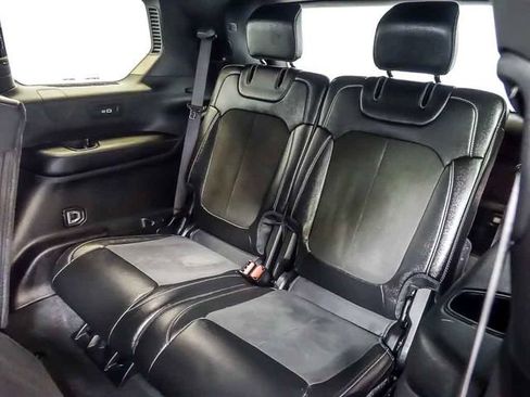 Used 2023 Jeep Grand Cherokee L Laredo AWD/4WD image 17