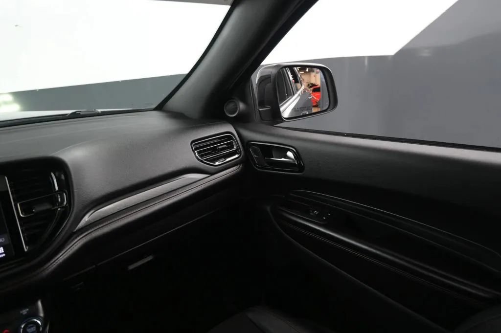 Used 2021 Dodge Durango R/T w/ Blacktop Package AWD/4WD image 32