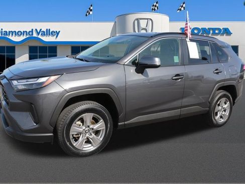 Used 2025 Toyota RAV4 XLE image 3