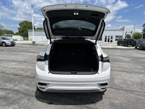 Used 2023 Buick Envision Avenir AWD/4WD image 23
