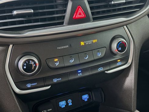 Used 2019 Hyundai Santa Fe SE FWD image 23