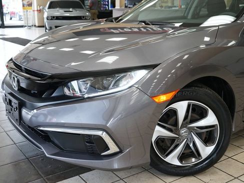 Used 2019 Honda Civic LX image 18