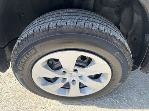 Used 2025 Toyota RAV4 LE image 24