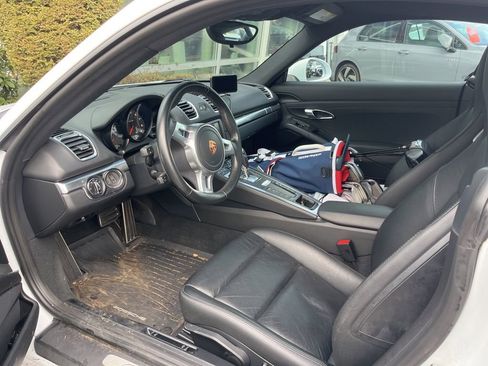 Used 2015 Porsche Cayman image 9