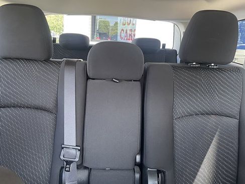 Used 2018 Dodge Journey SXT w/ Blacktop Package image 18