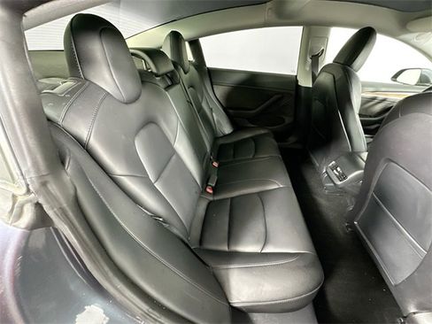 Used 2022 Tesla Model 3 Long Range image 24