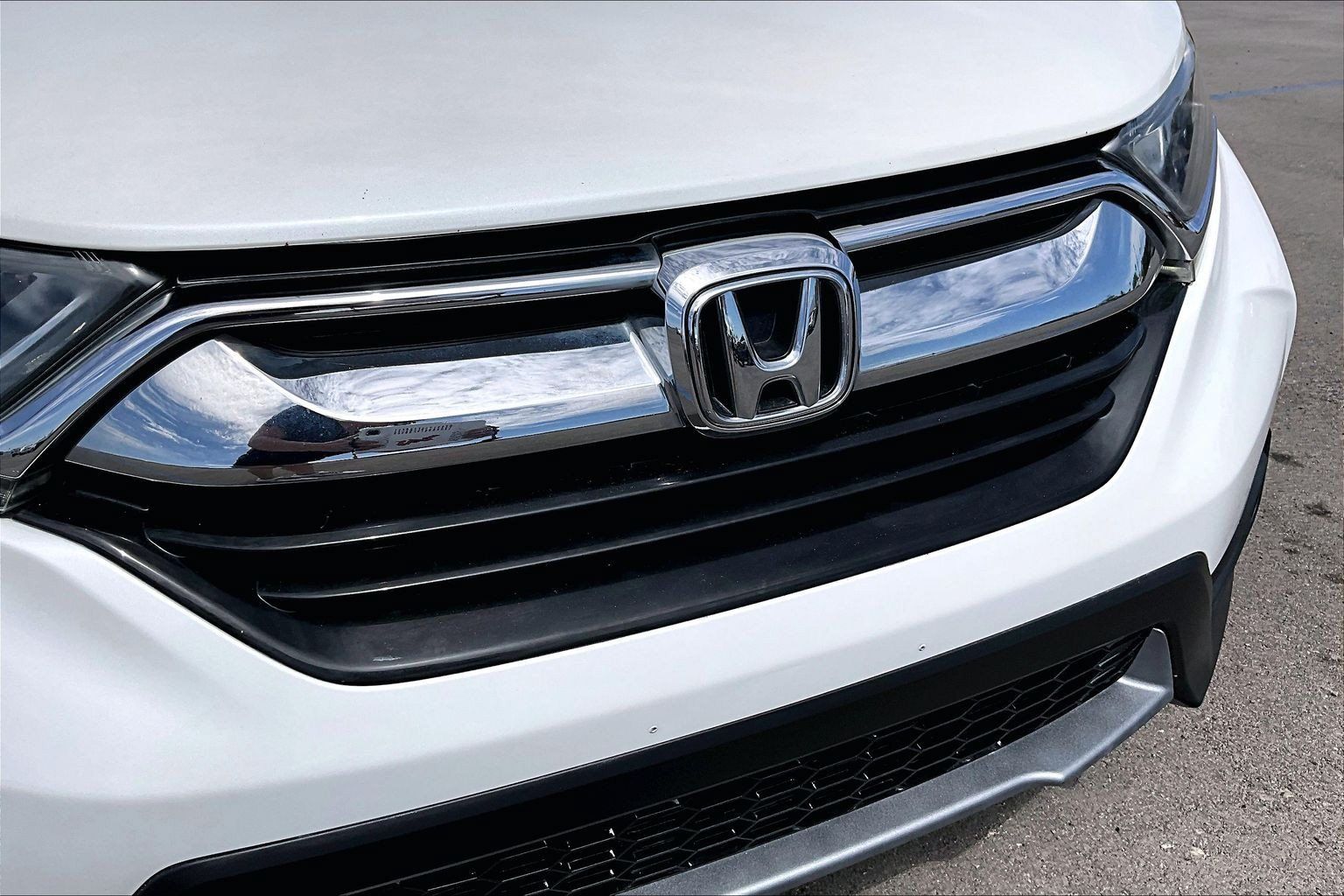 Used 2017 Honda CR-V LX image 27