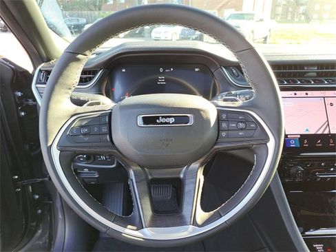 New 2025 Jeep Grand Cherokee Limited image 20