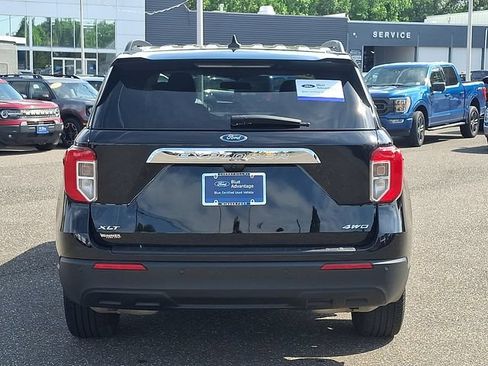 Certified 2023 Ford Explorer XLT AWD/4WD image 5