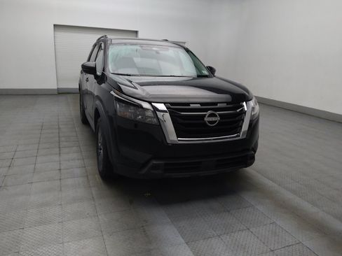Used 2023 Nissan Pathfinder SV FWD image 13