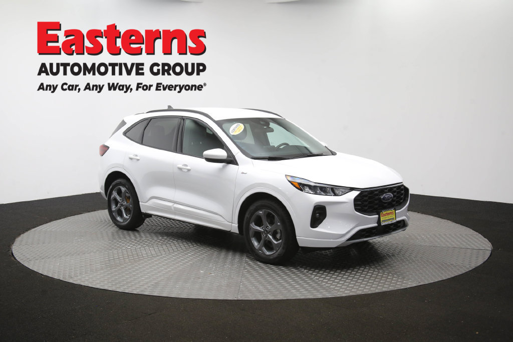 Used 2023 Ford Escape ST-Line Select AWD/4WD image 49