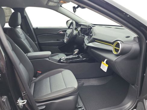 New 2026 Chevrolet Trax LT w/ Driver Confidence Package image 26
