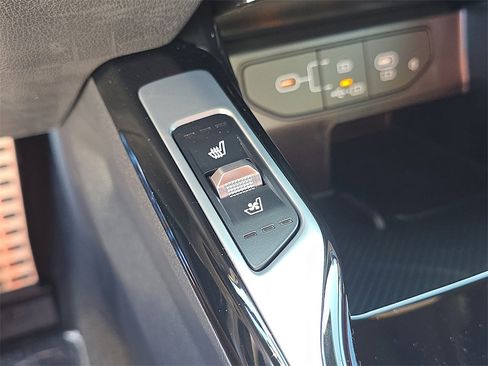 New 2026 Kia Sorento SX Prestige image 30