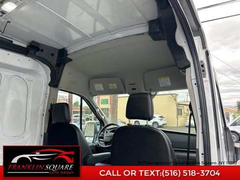 Used 2022 Ford Transit 250 Medium Roof image 29