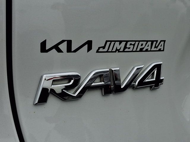 Used 2023 Toyota RAV4 XSE AWD/4WD image 30