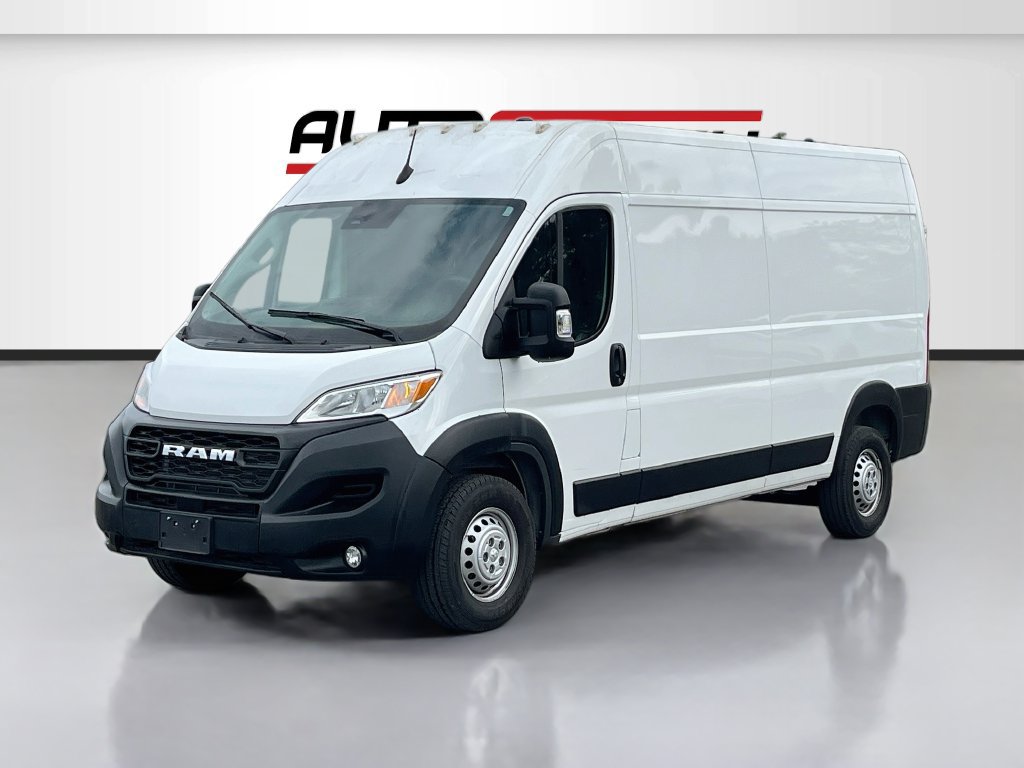 Used 2025 RAM ProMaster 2500 w/ Convenience Group FWD image 3