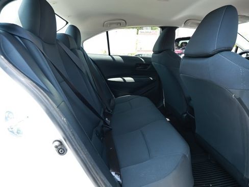 Used 2022 Toyota Corolla LE FWD image 27