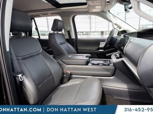 Used 2025 Ford Expedition Max Active AWD/4WD image 22