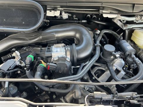 New 2025 Ford Transit 250 148 Medium Roof image 3