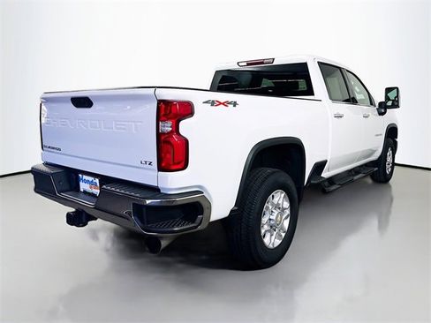 Used 2024 Chevrolet Silverado 2500 LTZ image 9