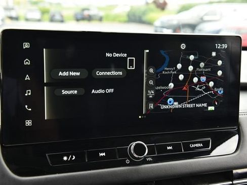 Used 2025 Mitsubishi Outlander SE AWD/4WD image 17
