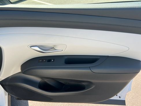 New 2026 Hyundai Tucson SEL FWD image 16