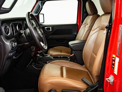 Used 2021 Jeep Wrangler Unlimited Rubicon 4xe w/ Steel Bumper Group image 17