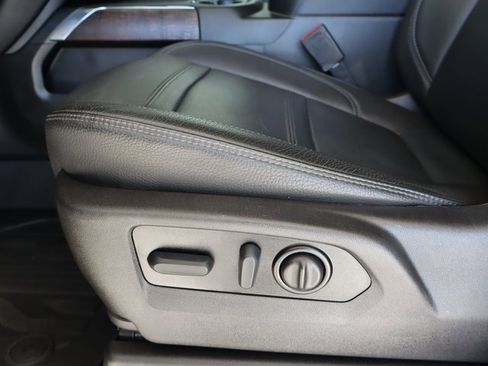 Used 2022 GMC Sierra 2500 Denali image 17